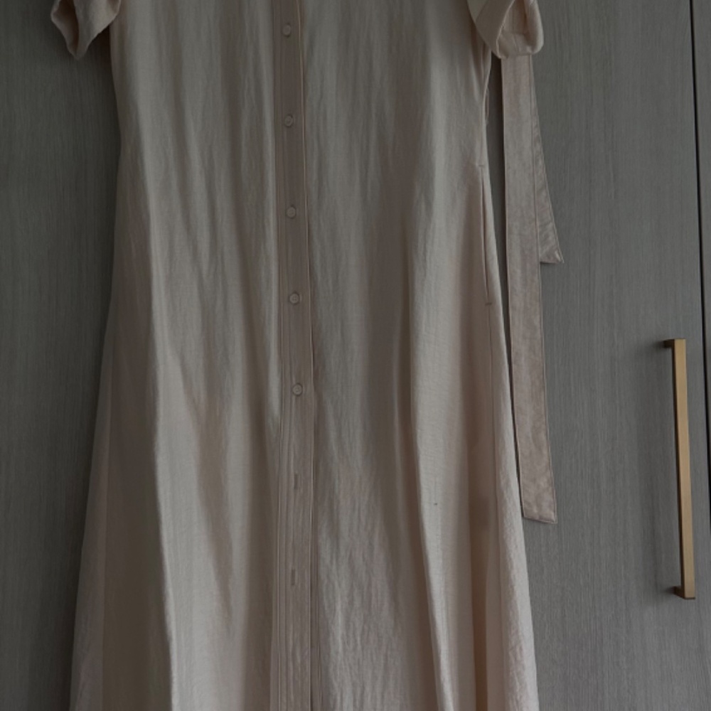 Dress - Picture 4 of 6